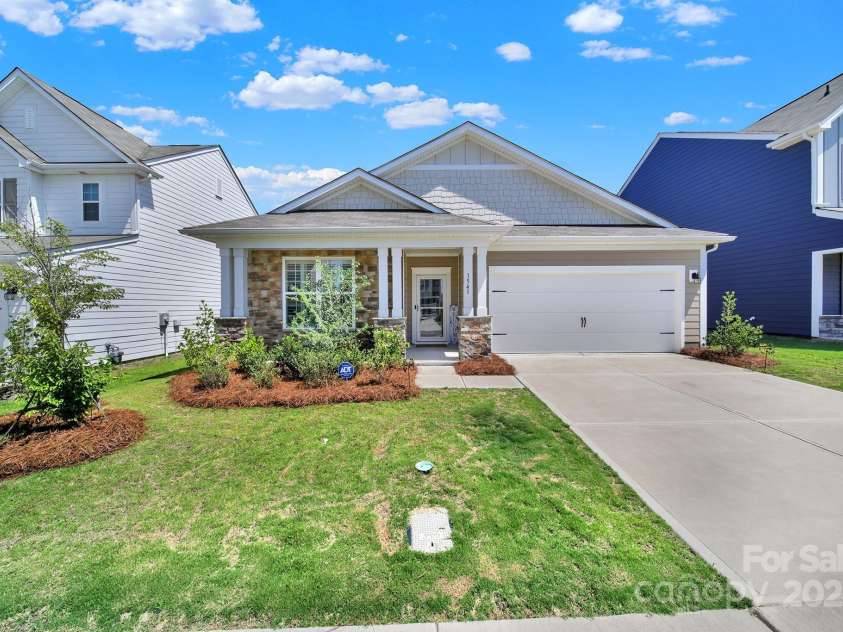 1541 Banham Drive, Indian Trail, NC 28079.  MLS# CAR4283557, YatesRealty ID 28009. 