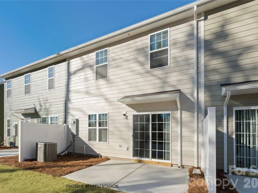 5106 Tommy Lane, Stanley, NC 28164.  MLS# CAR4385169, YatesRealty ID 28012. 