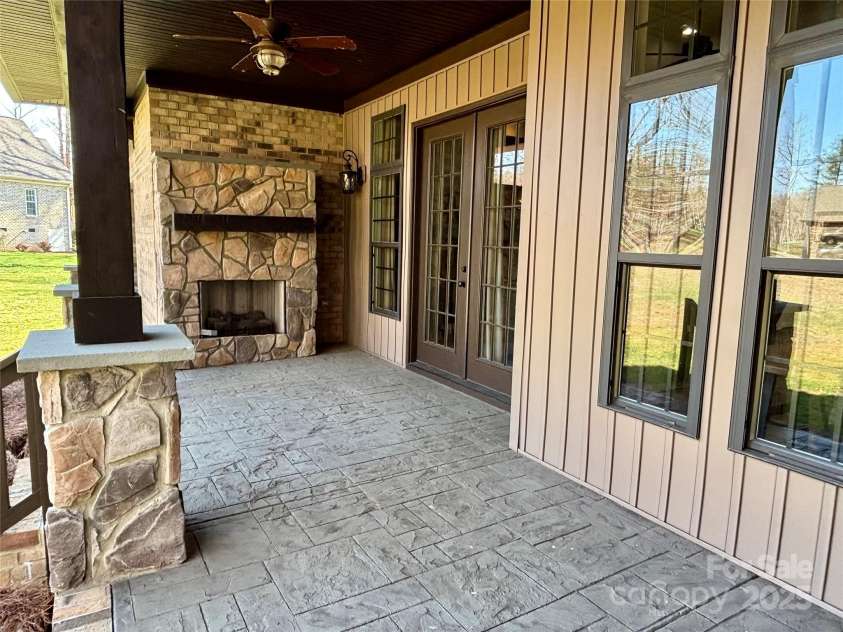 1021 Mccollum Oaks Lane, Monroe, NC 28110.  MLS# CAR4285149, YatesRealty ID 28013. 