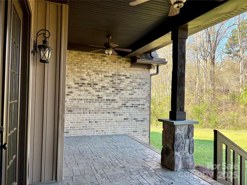 1021 Mccollum Oaks Lane, Monroe, NC 28110.  MLS# CAR4285149, YatesRealty ID 28013. 