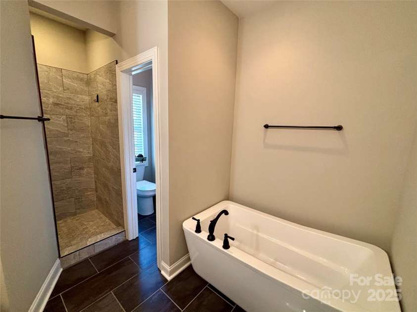 1021 Mccollum Oaks Lane, Monroe, NC 28110.  MLS# CAR4285149, YatesRealty ID 28013. 