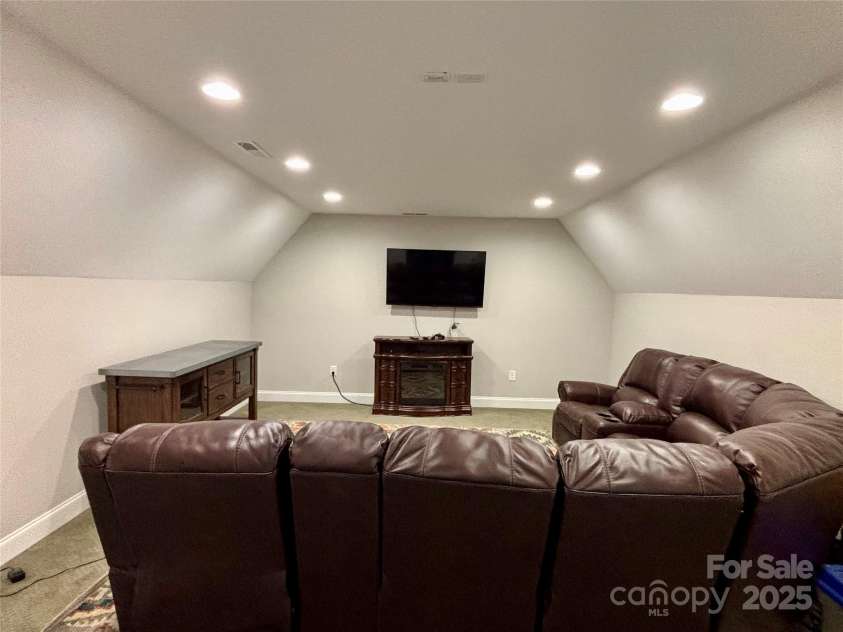 1021 Mccollum Oaks Lane, Monroe, NC 28110.  MLS# CAR4285149, YatesRealty ID 28013. 