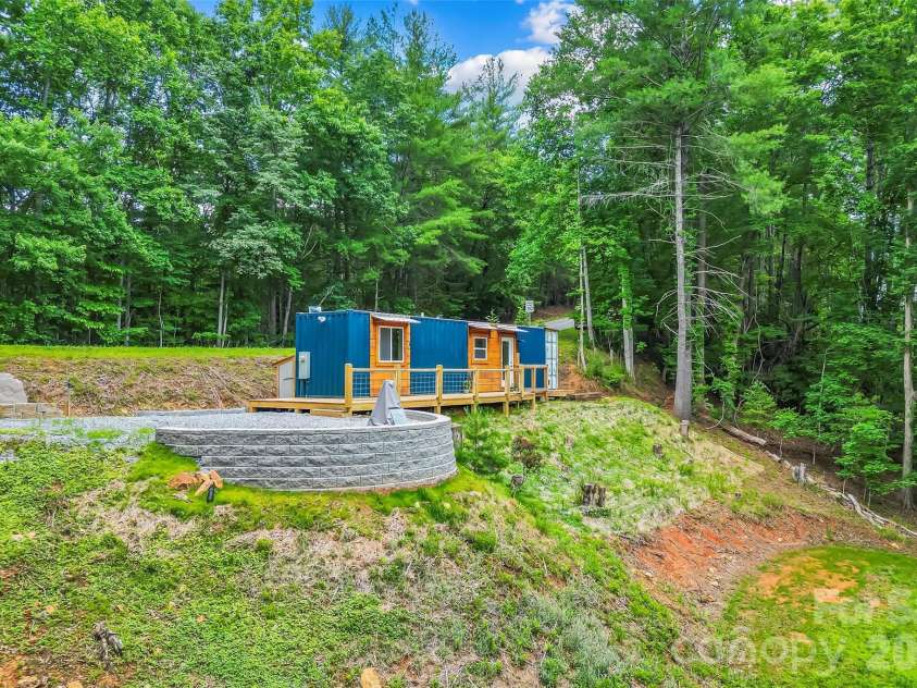 678 Forest Lake Heights Drive, Nebo, NC 28761.  MLS# CAR4390093, YatesRealty ID 28013. 