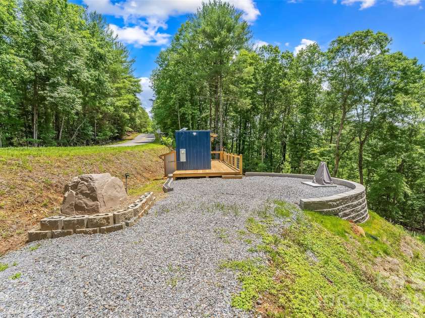 678 Forest Lake Heights Drive, Nebo, NC 28761.  MLS# CAR4390093, YatesRealty ID 28013. 