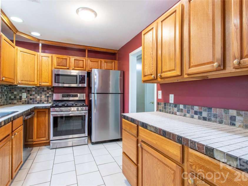 73 Cresent Drive, Pisgah Forest, NC 28768.  MLS# CAR4382489, YatesRealty ID 28014. 