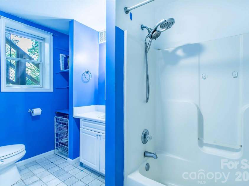 73 Cresent Drive, Pisgah Forest, NC 28768.  MLS# CAR4382489, YatesRealty ID 28014. 