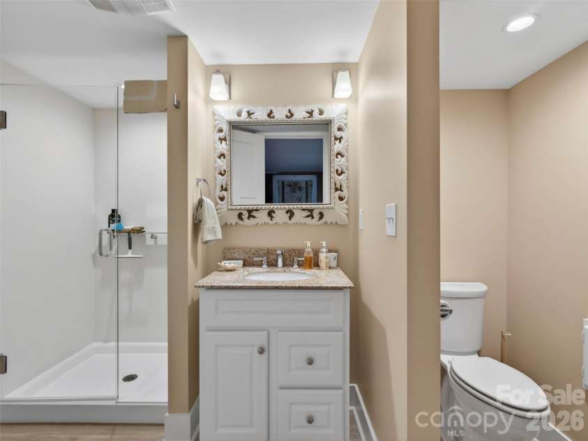 52 Melody Lane, Saluda, NC 28773.  MLS# CAR4390355, YatesRealty ID 28016. 