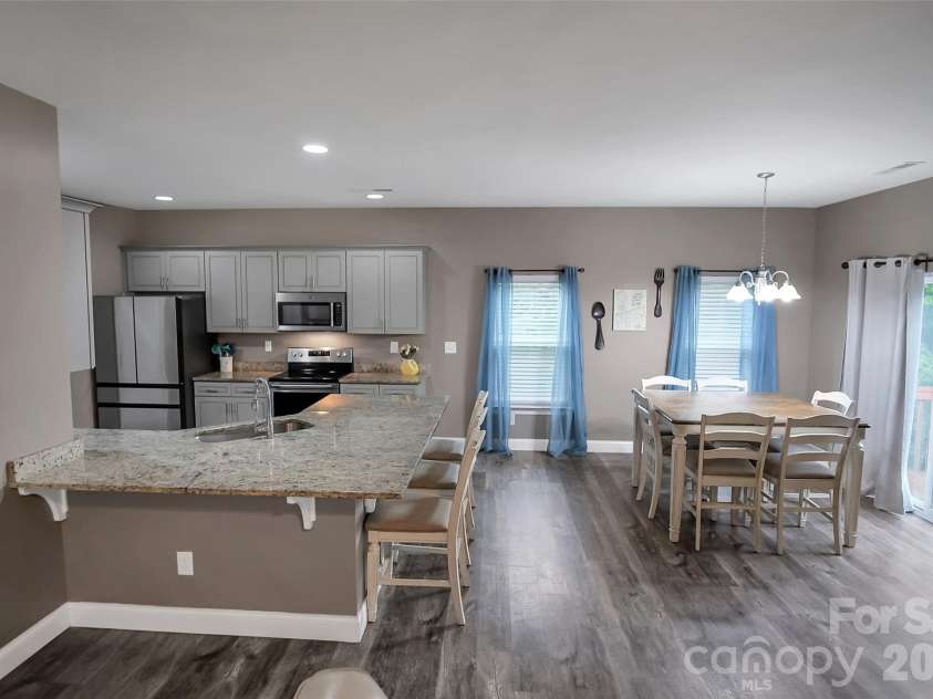 122 Windstone Drive, Troutman, NC 28166.  MLS# CAR4389418, YatesRealty ID 28017. 