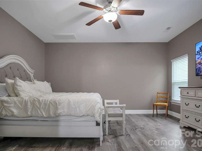 122 Windstone Drive, Troutman, NC 28166.  MLS# CAR4389418, YatesRealty ID 28017. 