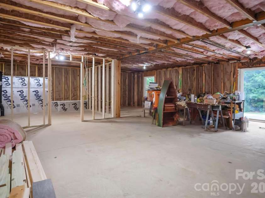 122 Windstone Drive, Troutman, NC 28166.  MLS# CAR4389418, YatesRealty ID 28017. 