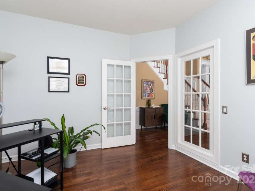 6207 Glencairn Court, Charlotte, NC 28269.  MLS# CAR4285347, YatesRealty ID 28022. 