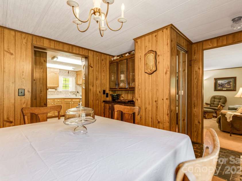 582 Lewis Branch Road, Marshall, NC 28753.  MLS# CAR4284450, YatesRealty ID 28023. 