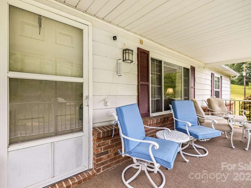 582 Lewis Branch Road, Marshall, NC 28753.  MLS# CAR4284450, YatesRealty ID 28023. 