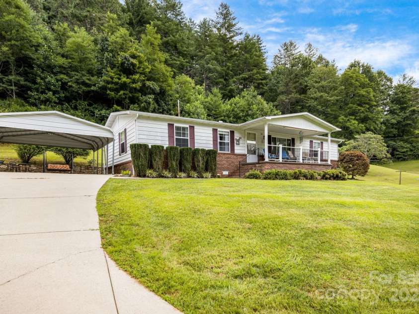 582 Lewis Branch Road, Marshall, NC 28753.  MLS# CAR4284450, YatesRealty ID 28023. 