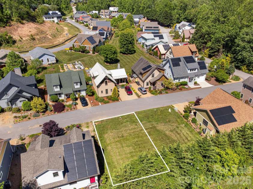 99999 Verde Drive, Asheville, NC 28806.  MLS# CAR4381556, YatesRealty ID 28023. Ariel view of Lot V-20  