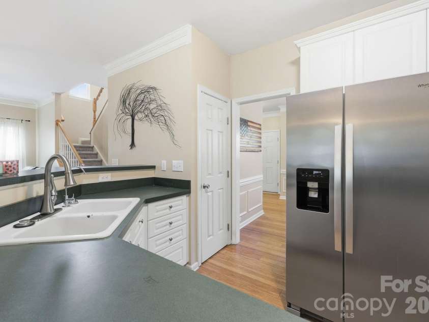 4439 Rock Stream Drive, Charlotte, NC 28269.  MLS# CAR4388976, YatesRealty ID 28024. 