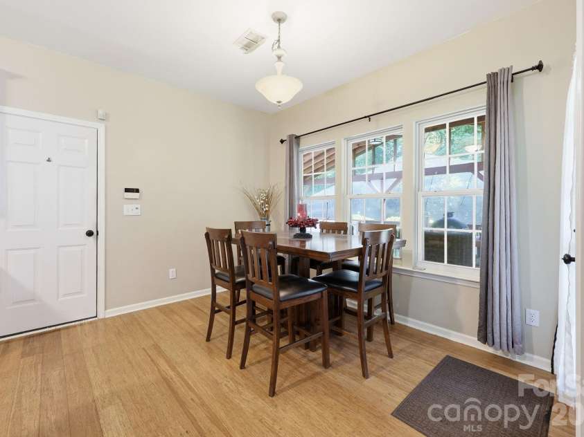 4439 Rock Stream Drive, Charlotte, NC 28269.  MLS# CAR4388976, YatesRealty ID 28024. 