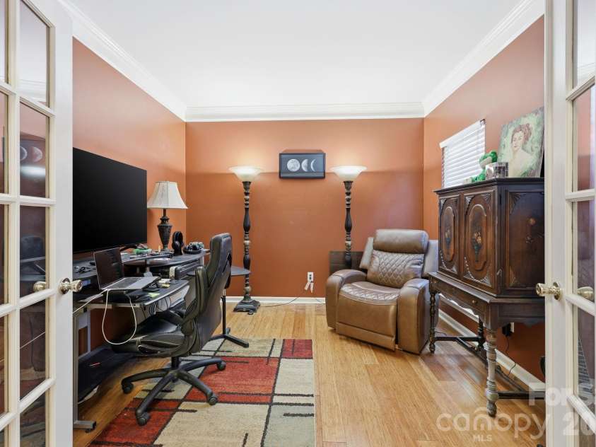 4439 Rock Stream Drive, Charlotte, NC 28269.  MLS# CAR4388976, YatesRealty ID 28024. 