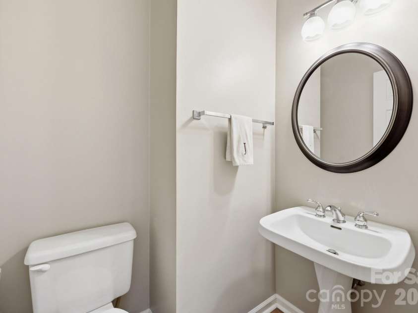 4439 Rock Stream Drive, Charlotte, NC 28269.  MLS# CAR4388976, YatesRealty ID 28024. 