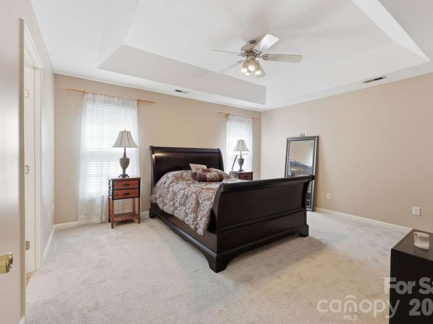 4439 Rock Stream Drive, Charlotte, NC 28269.  MLS# CAR4388976, YatesRealty ID 28024. 