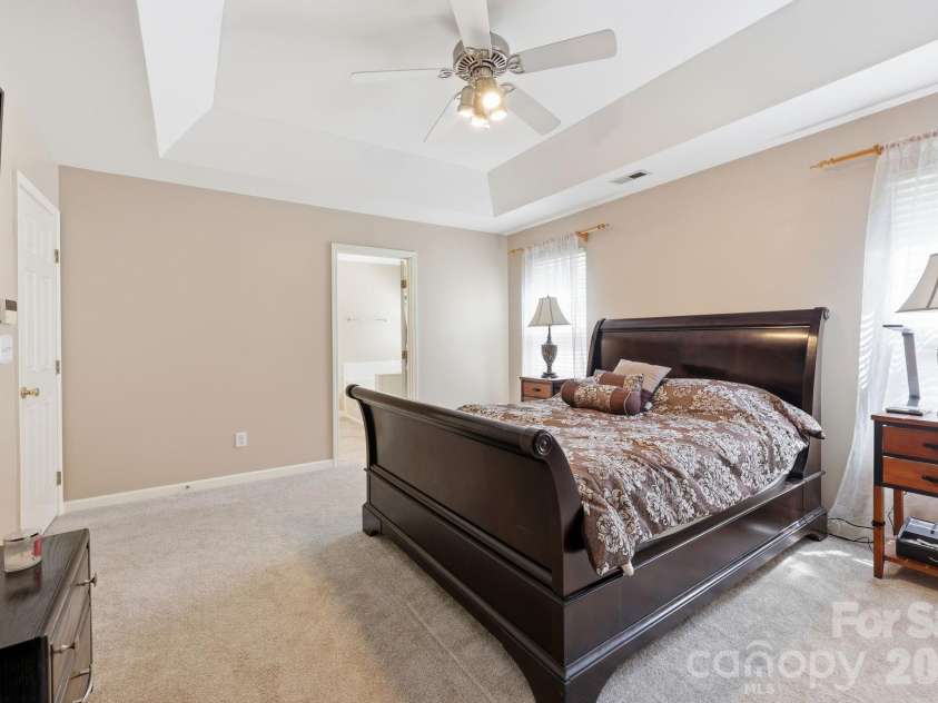 4439 Rock Stream Drive, Charlotte, NC 28269.  MLS# CAR4388976, YatesRealty ID 28024. 