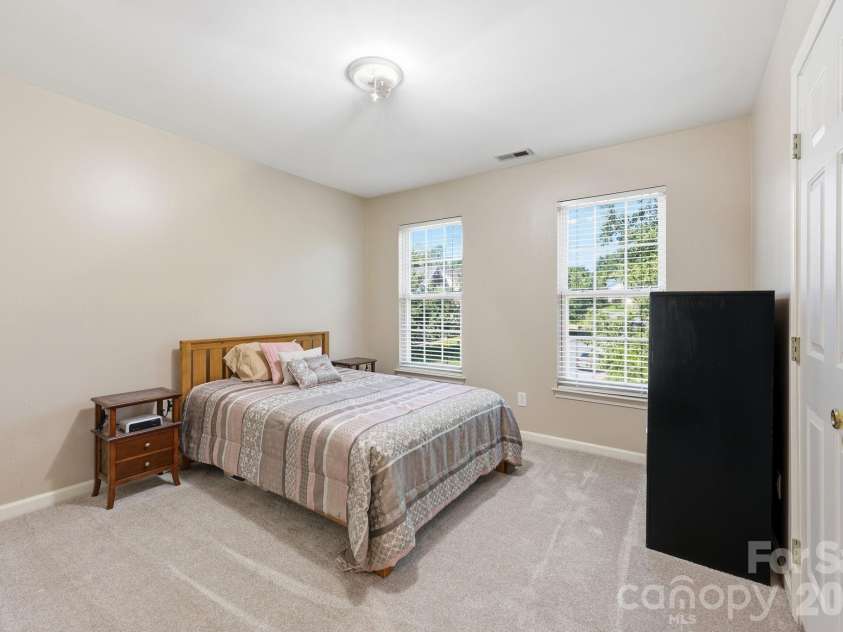 4439 Rock Stream Drive, Charlotte, NC 28269.  MLS# CAR4388976, YatesRealty ID 28024. 