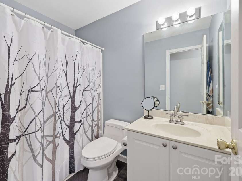 4439 Rock Stream Drive, Charlotte, NC 28269.  MLS# CAR4388976, YatesRealty ID 28024. 
