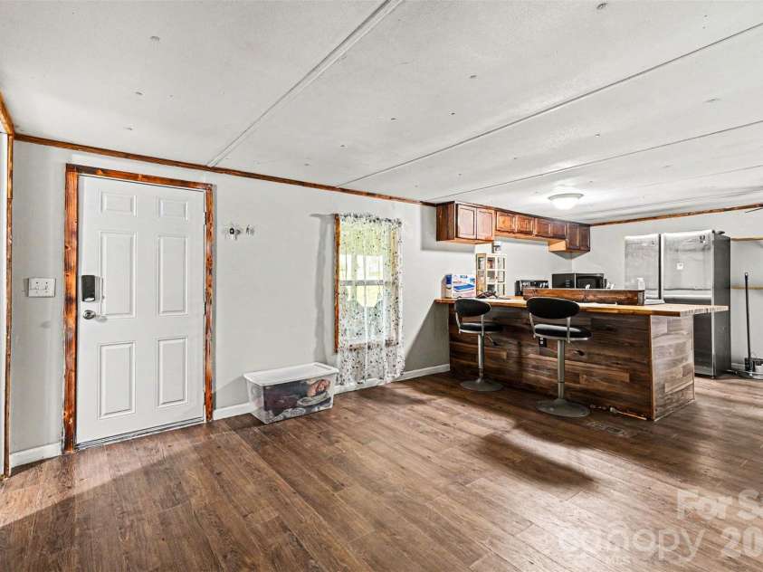 111 Oak Brook Drive, Mooresville, NC 28115.  MLS# CAR4389858, YatesRealty ID 28027. 