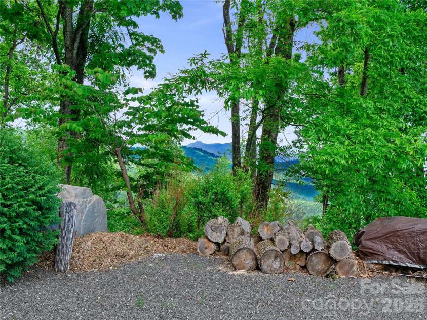 729 Bear Wallow Road, Little Switzerland, NC 28749.  MLS# CAR4388369, YatesRealty ID 28029. 