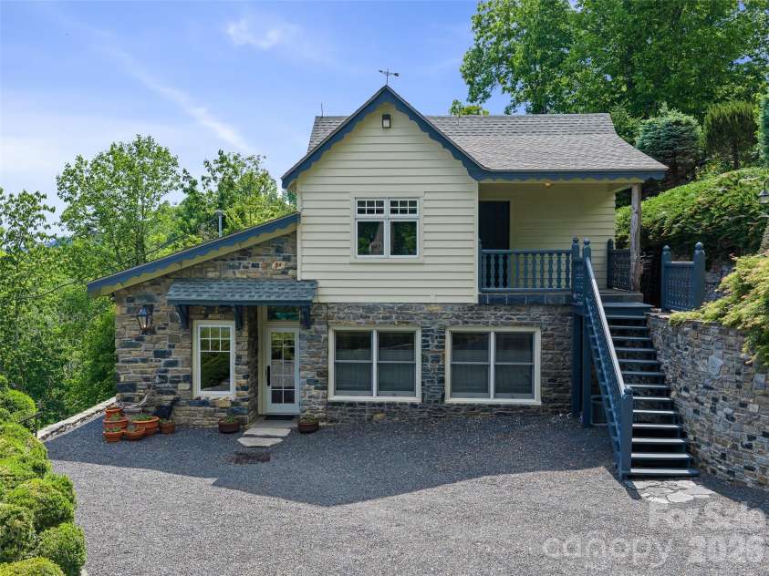 729 Bear Wallow Road, Little Switzerland, NC 28749.  MLS# CAR4388369, YatesRealty ID 28029. 