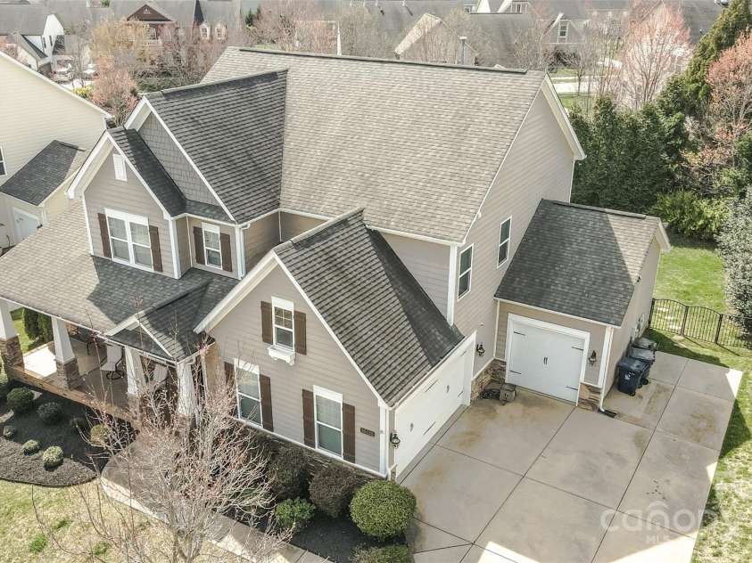 15125 Skypark Drive, Huntersville, NC 28078.  MLS# CAR4235435, YatesRealty ID 2803. 