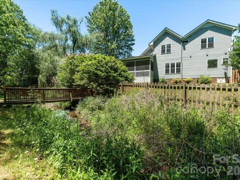 126 Carolina Bluebird Loop, Arden, NC 28704.  MLS# CAR4364125, YatesRealty ID 28030. 