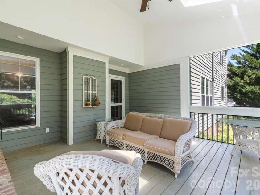 126 Carolina Bluebird Loop, Arden, NC 28704.  MLS# CAR4364125, YatesRealty ID 28030. Plenty of room for relaxing and dining