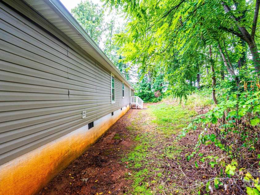 1690 Falls Road, Valdese, NC 28690.  MLS# CAR4282942, YatesRealty ID 28031. 