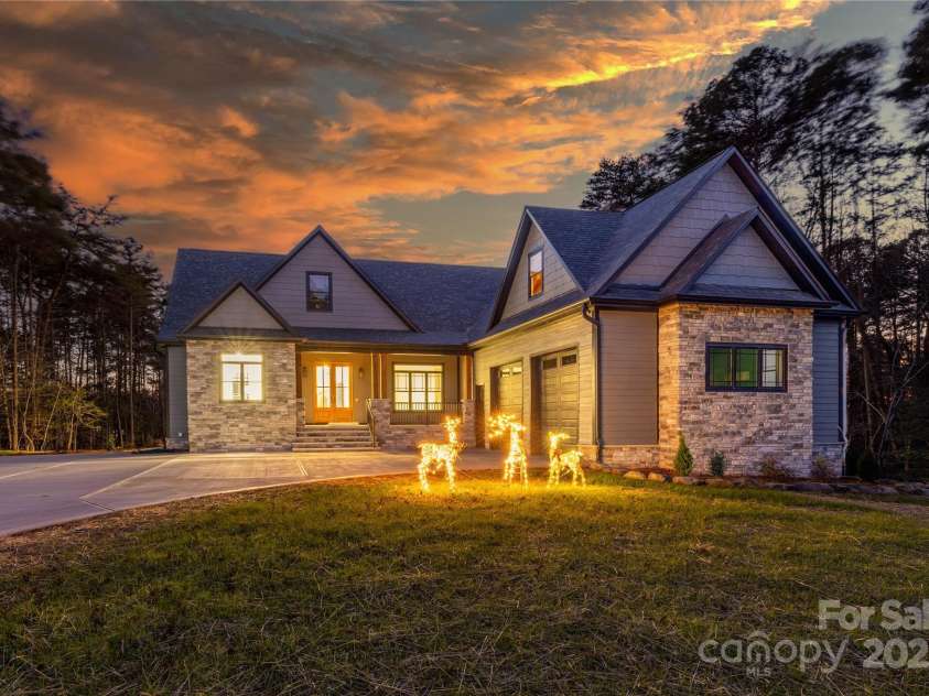 341 Tradition Drive, Mount Gilead, NC 27306.  MLS# CAR4285375, YatesRealty ID 28032. 