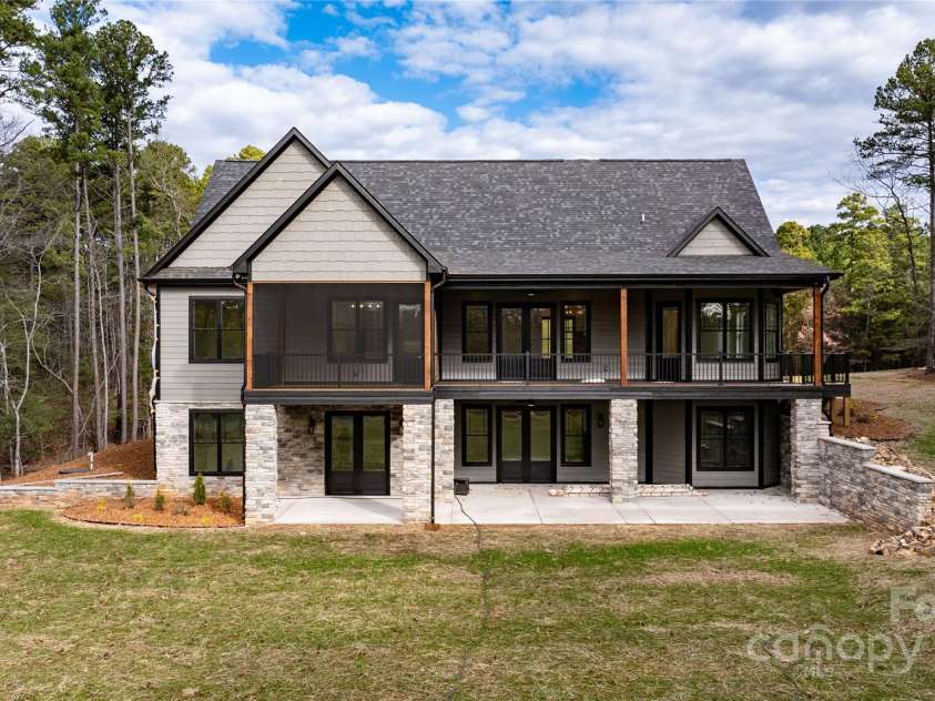 341 Tradition Drive, Mount Gilead, NC 27306.  MLS# CAR4285375, YatesRealty ID 28032. 