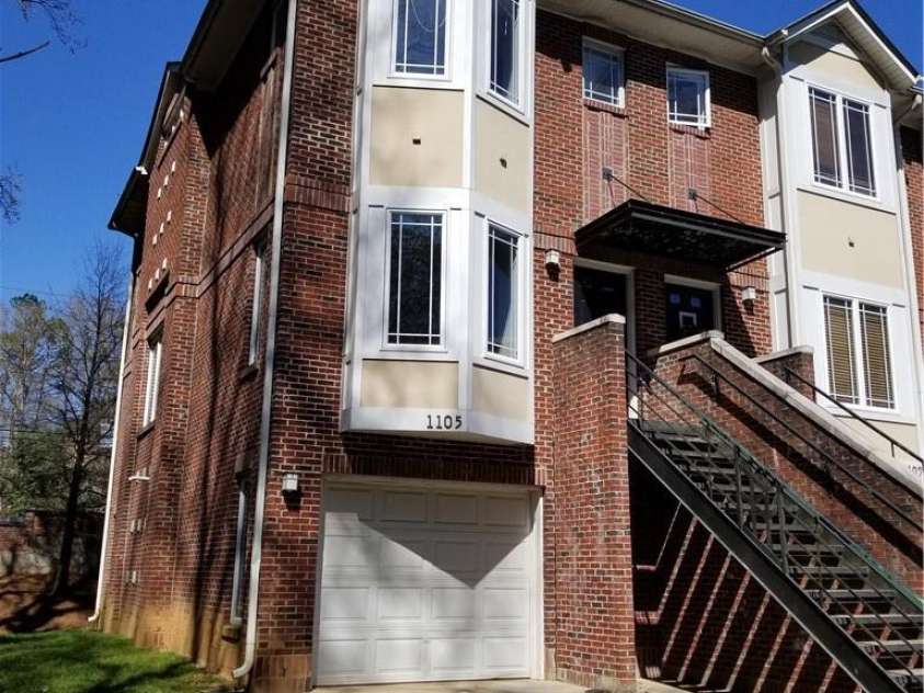 1105 Kurt Court, Charlotte, NC 28209.  MLS# CAR4285497, YatesRealty ID 28034. 