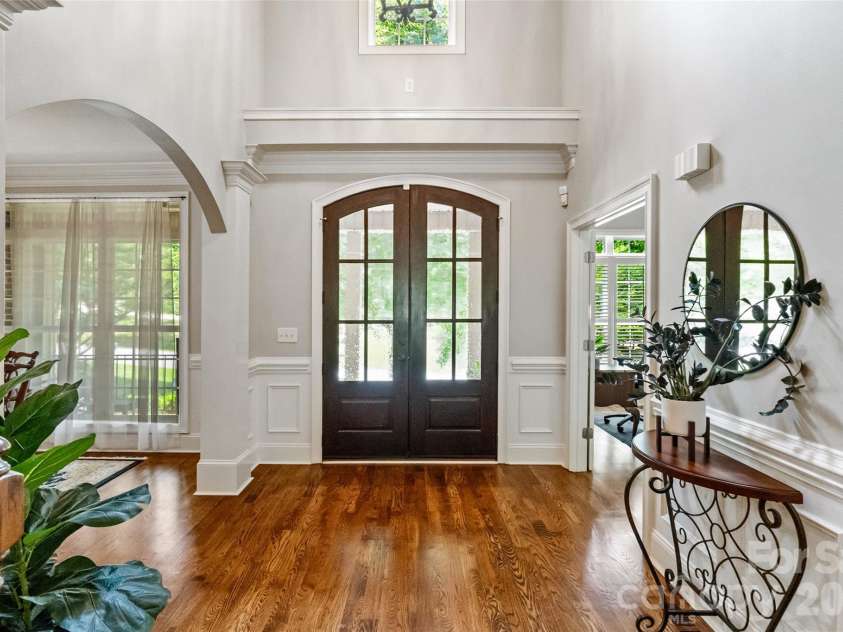 211 Anniston Way, Davidson, NC 28036.  MLS# CAR4384923, YatesRealty ID 28034. 