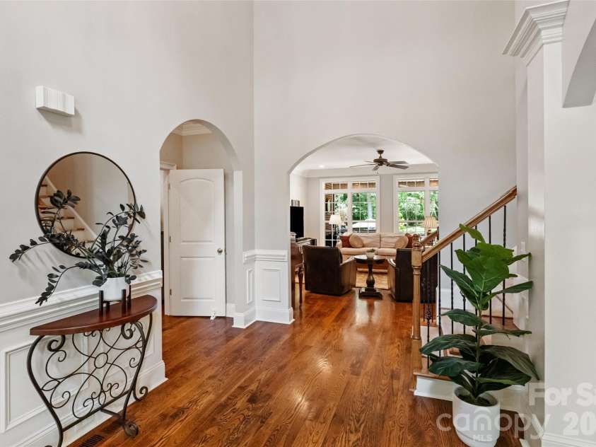 211 Anniston Way, Davidson, NC 28036.  MLS# CAR4384923, YatesRealty ID 28034. 
