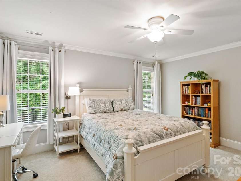 211 Anniston Way, Davidson, NC 28036.  MLS# CAR4384923, YatesRealty ID 28034. 