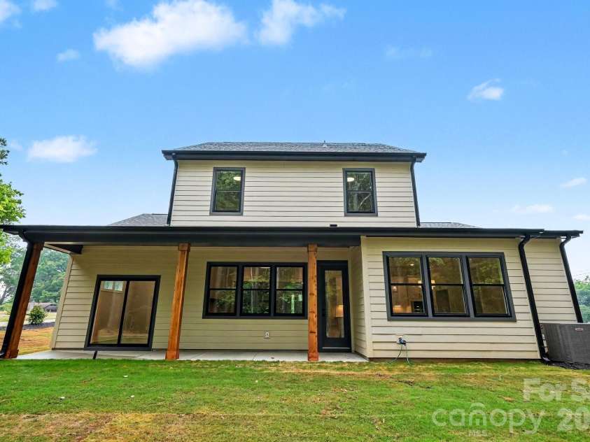 4923 Lancaster Highway, Monroe, NC 28112.  MLS# CAR4385219, YatesRealty ID 28035. 
