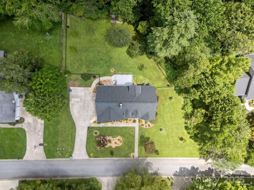 6 Springfield Way, Arden, NC 28704.  MLS# CAR4283858, YatesRealty ID 28035. 