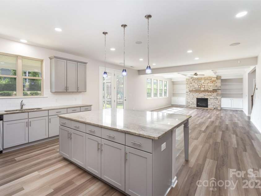 10045 Carousel Corral Drive, Midland, NC 28107.  MLS# CAR4284951, YatesRealty ID 28038. 