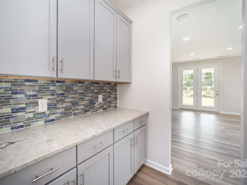 10045 Carousel Corral Drive, Midland, NC 28107.  MLS# CAR4284951, YatesRealty ID 28038. 