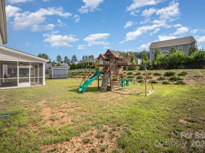 10045 Carousel Corral Drive, Midland, NC 28107.  MLS# CAR4284951, YatesRealty ID 28038. 