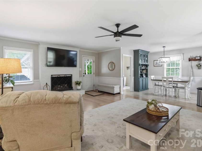 3457 Autumn Lake Drive, Rock Hill, SC 29730.  MLS# CAR4389011, YatesRealty ID 28038. 