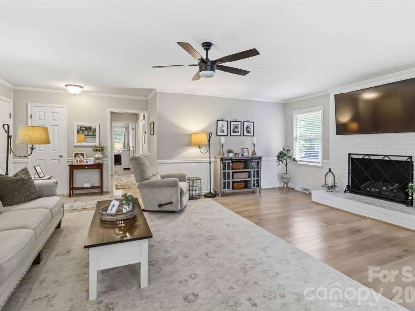 3457 Autumn Lake Drive, Rock Hill, SC 29730.  MLS# CAR4389011, YatesRealty ID 28038. 