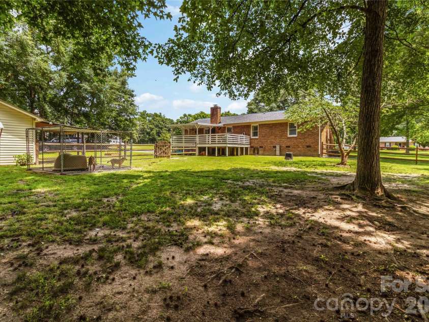 3457 Autumn Lake Drive, Rock Hill, SC 29730.  MLS# CAR4389011, YatesRealty ID 28038. 