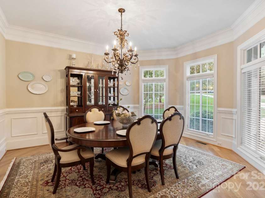 9225 Fair Oak Drive, Sherrills Ford, NC 28673.  MLS# CAR4319433, YatesRealty ID 2804. Formal Dining