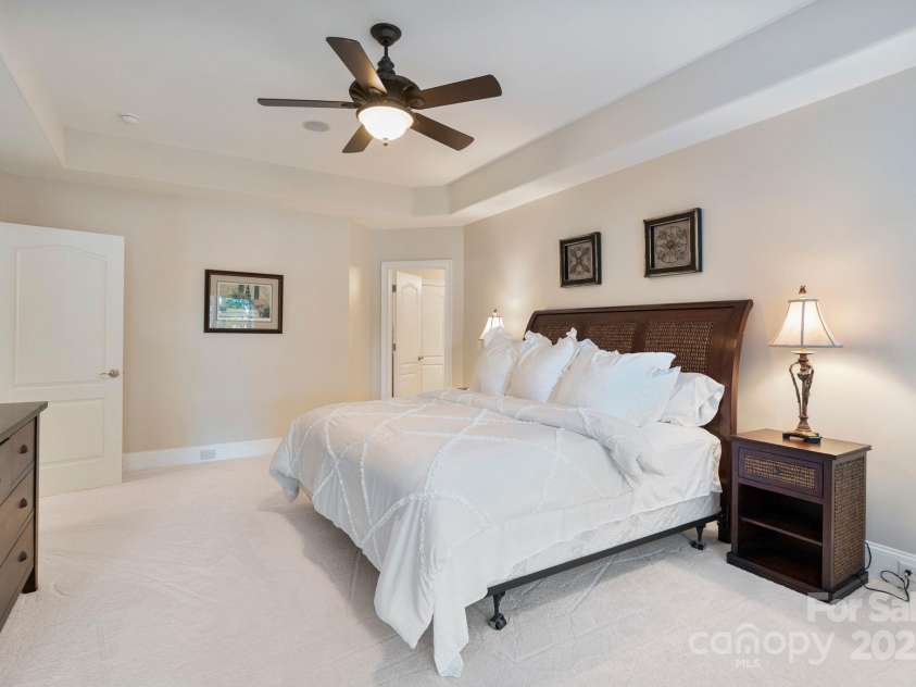9225 Fair Oak Drive, Sherrills Ford, NC 28673.  MLS# CAR4319433, YatesRealty ID 2804. Lower Bedroom - 6th Bedroom w/ Full Bath